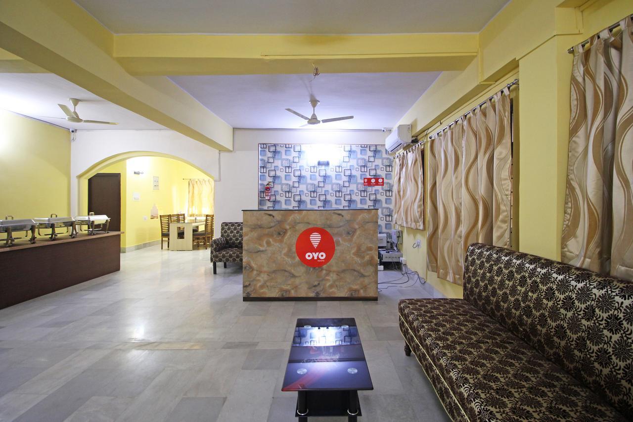 Oyo 9081 Pallavi International Hotel Patna  Dış mekan fotoğraf